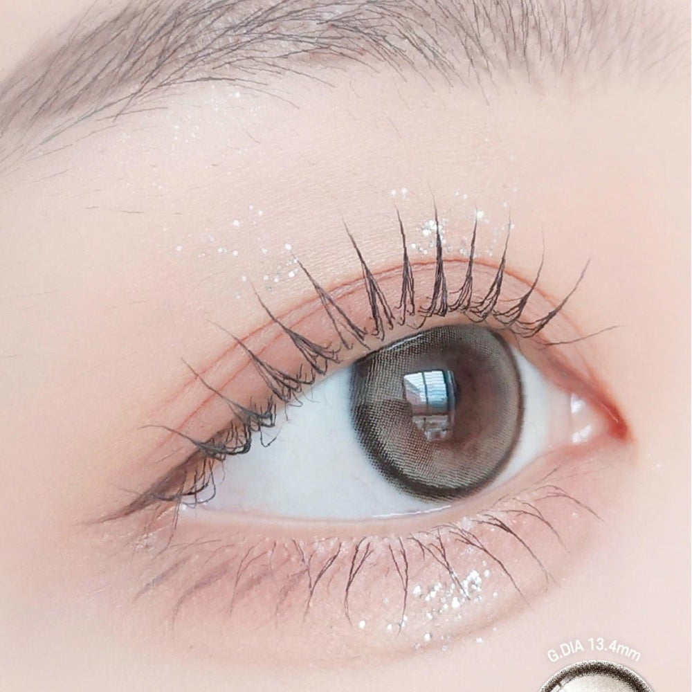 
                      
                        Bebe Gray (2pcs) Monthly ( Buy 1 Get 1 Free )
                      
                    